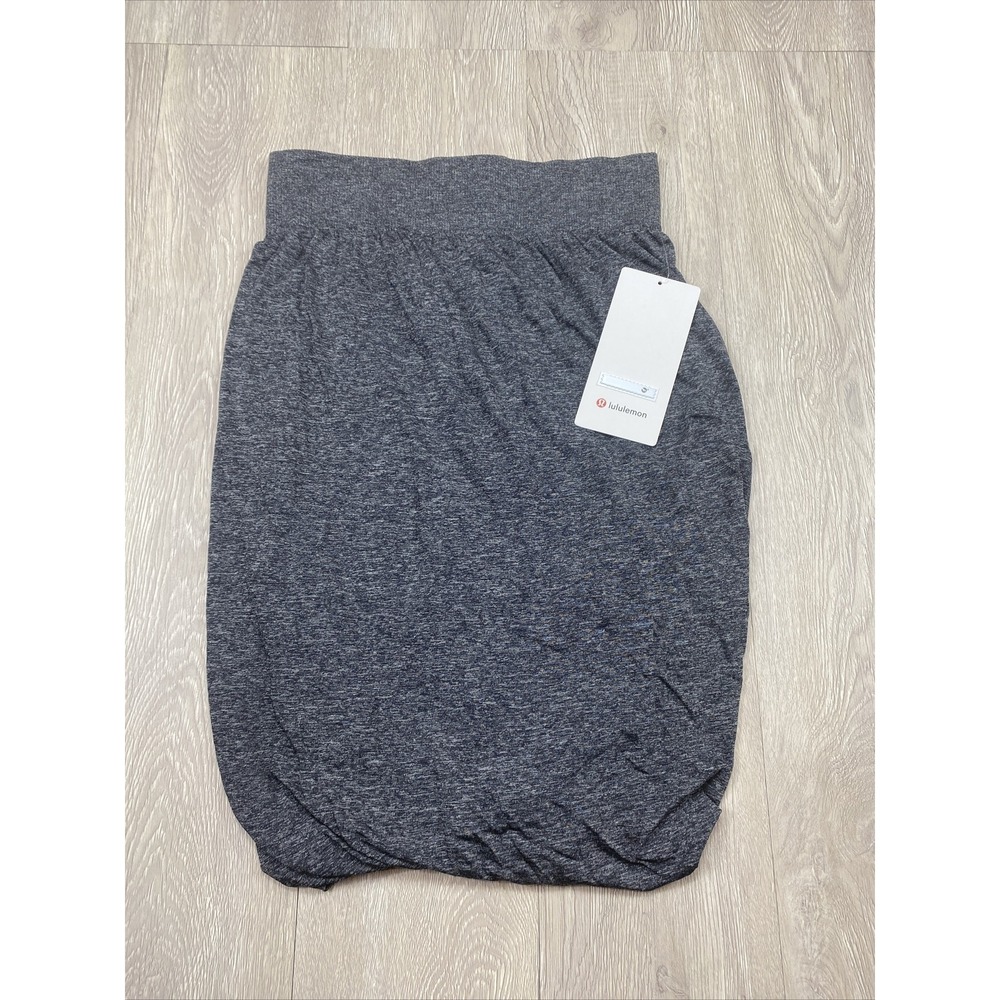Lululemon Skirt Women's 8 Gray Color Active Yoga Casual Spring Summer Brand New!